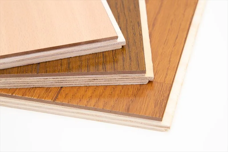 住まいの内装に使われる床材の種類とは？